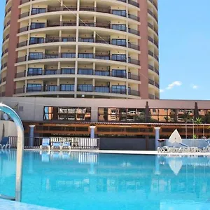 Edificio Clube Praia Mar Apartamento