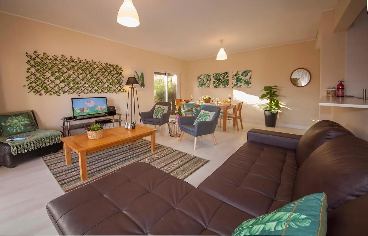 B02 - Fantastic Apartment With Pool ポルティマン